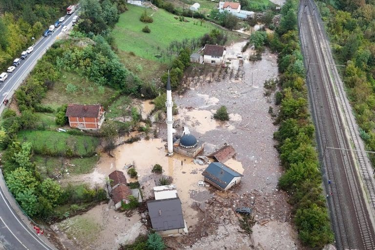 Supruga imama u Jablanici opisala kako su preživjeli poplavu: “Bila sam s djetetom na minaretu, jedva smo se spasili”