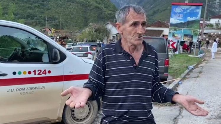 “Sin je išao iza mene, odjednom ga je odnio veliki talas”