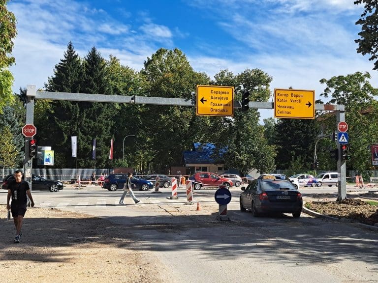 Stanivuković objavio kada će biti završeno asfaltiranje kružnog toka kod Akvane