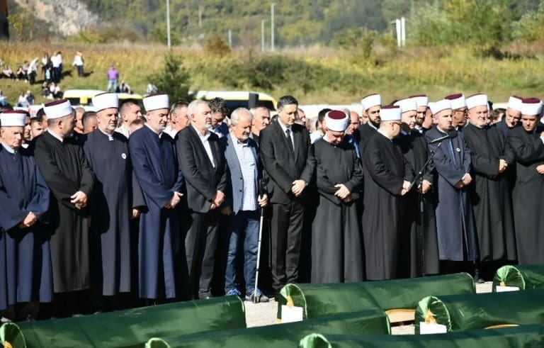 Jablanica: Počela dženaza žrtvama poplava