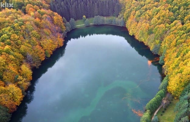 Znate li koje bh. jezero nazivaju bosanskim Quebecom? Savršena je jesenja destinacija
