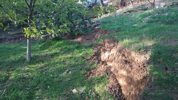 Građani zabrinuti! U sarajevskom naselju pokrenuto klizište: Posljedice mogu biti katastrofalne