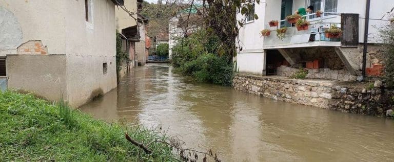 Narandžasto upozorenje za 9. oktobar, moguća pojava bujičnih potoka i klizišta