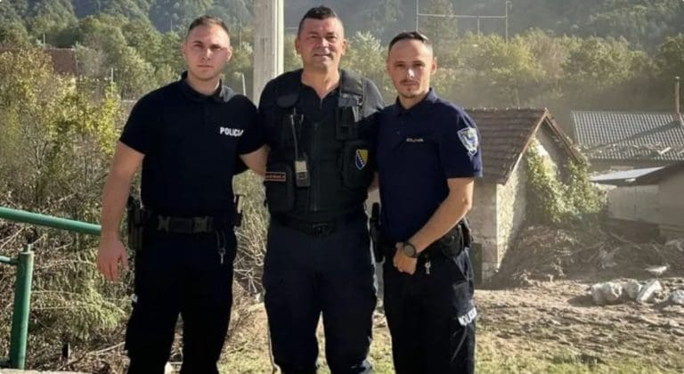 Mladi policajci spasili šest osoba u Jablanici