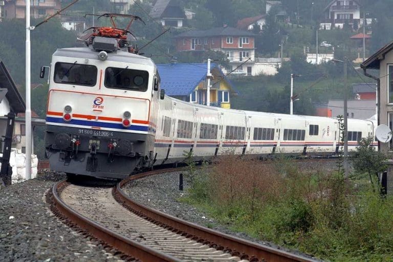 Željeznice FBiH dnevno gube 280.000 KM zbog blokade saobraćaja