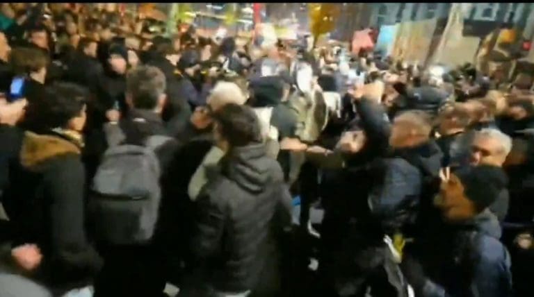 Haos u Beogradu: Građani i aktivisti napadnuti tokom blokade Beograda na vodi, na meti napada i ekipa N1