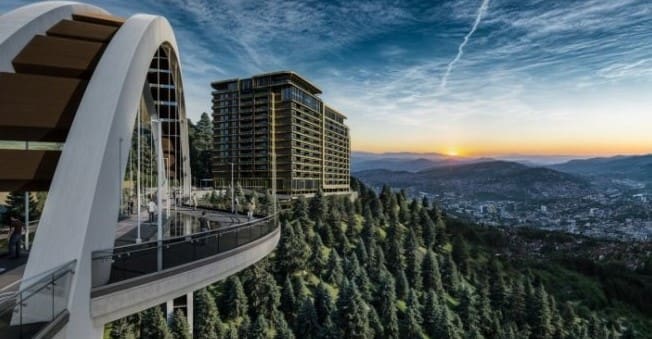 Trebević na rubu: Klizište ugrožava luksuzni projekat, ko stoji iza Trebević Hillsa?