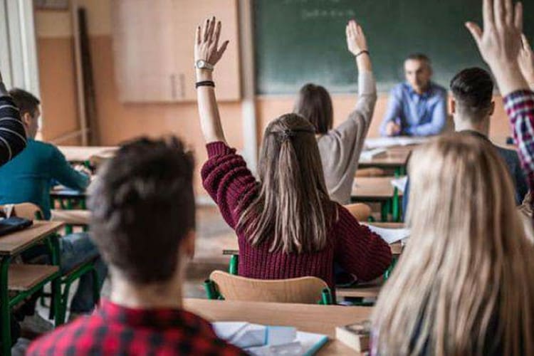 Profesor iz Banjaluke poslao učenicima i roditeljima poruku o vrijednostima važnijim od ocjena