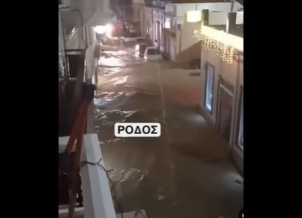 Bujice u Grčkoj nose sve pred sobom: Ima mrtvih, u toku hitna evakuacija (VIDEO)