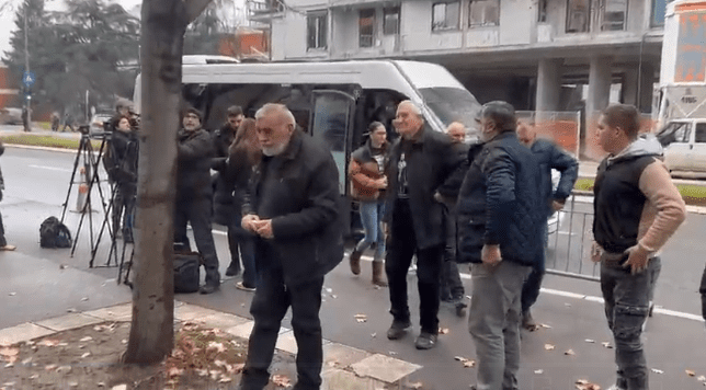 Uroš Blažić i njegov otac Radiša proglašeni krivima za masakr: Sudija opisuje povrede žrtava, roditelji izašli u hodnik suda