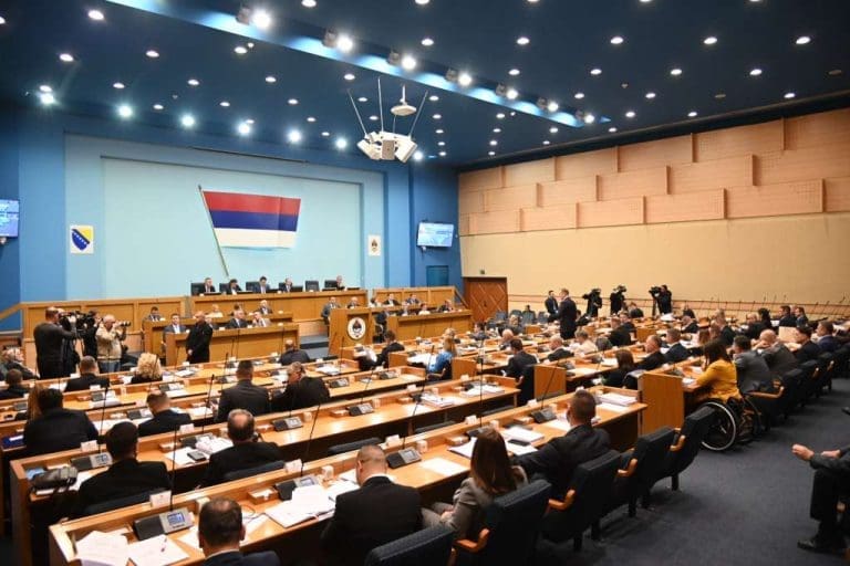 Sutra telefonska sjednica Kolegijuma NSRS: Plan da se ostavka Viškovića razmatra u petak