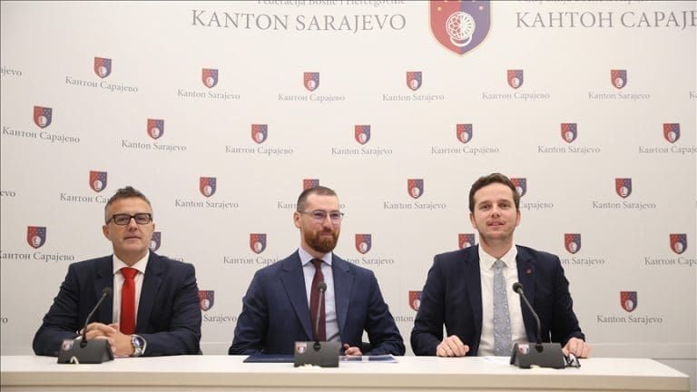 Nihad Uk uskoro po drugi put podnosi ostavku, hoće li treći put biti izabran za premijera?