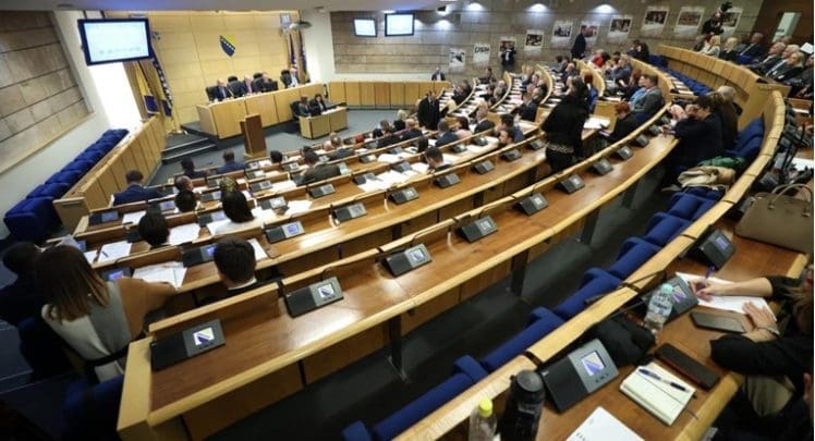 Novinarima u FBiH koji objave dokument bez dozvole prijeti zatvor, reagovala i Delegacija EU