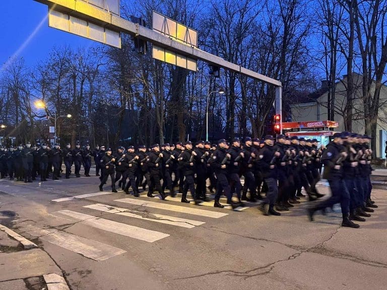 Oglasila se ambasada SAD-a: Obilježavanje dana Republike Srpske 9. januara neustavno, nepoštovanje odluka Ustavnog suda je krivično djelo