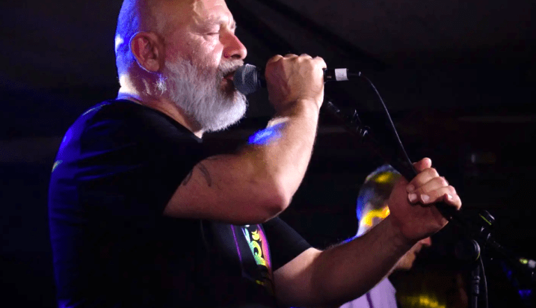 Zoran Marinković frontmen grupe Bjesovi za BUKU: Često ono što želimo nije dobro za nas