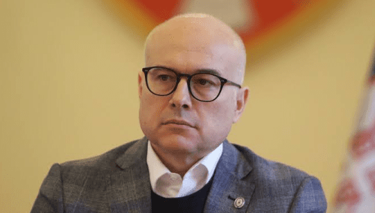 Predsjednik Vlade Srbije Miloš Vučević podnio ostavku