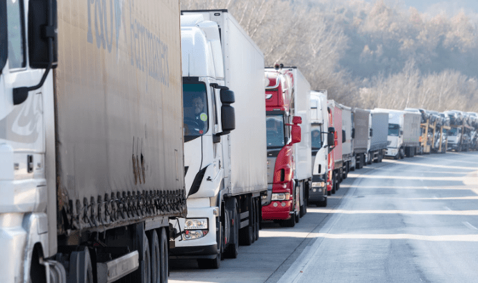 Izvoz opao za 440 miliona KM, a uvoz skočio za 480 miliona KM –katastrofalni podaci za domaću ekonomiju