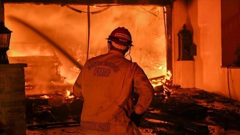 Horor u Španiji: Ljudi stradali bježeći od požara (VIDEO)