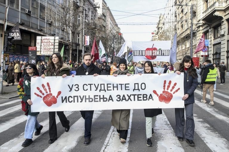 Gardijan: Studenti Srbije pokazuju svijetu kako da vrati vjeru u demokratiju