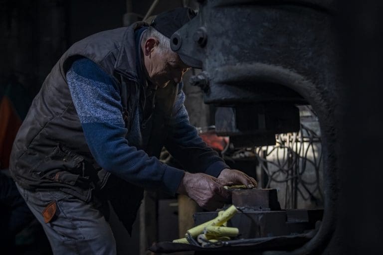 Traženi i dobro plaćeni: Evo koje struke imaju sigurnu budućnost
