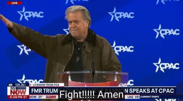 Trumpov saveznik podigao desnicu, klimnuo glavom i rekao “Amen”