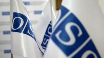 OEBS pozvao lidere da se suzdrže od opasne retorike, pa osudili paljenje automobila Nebojše Vukanovića