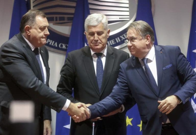 Unitarna BiH, nezavisna Srpska i Herceg-Bosna: Političke bajke za mase!