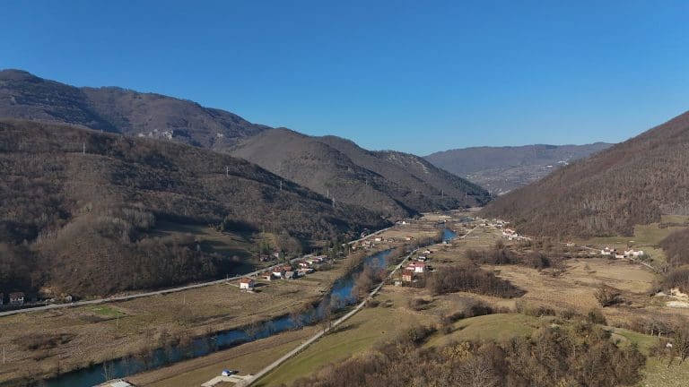 MINISTARSTVO IZDALO SPORNO RJEŠENJE: Podnesena tužba protiv rješenja o produženju geoloških istraživanja u Jezeru