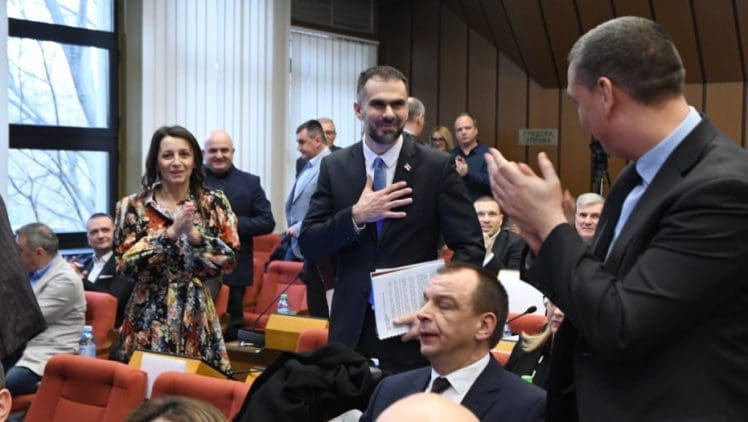 Ko su novi čelnici Novog Sada: Jakšić studente nazvao “volovima”