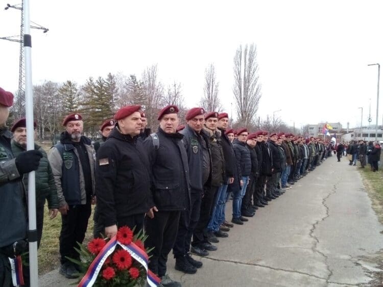 Veterani Vojske Srbije stali uz studente i građane u Nišu