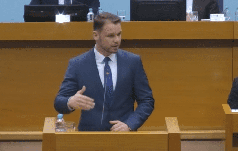 Stanivuković: Čiju podršku imamo za ovo? Hoćemo li posrnuti i izgubiti i ovo što imamo?