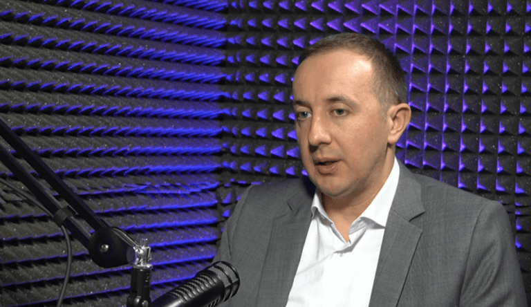 Bodiroga udaljen sa Posebne sjednice NSRS