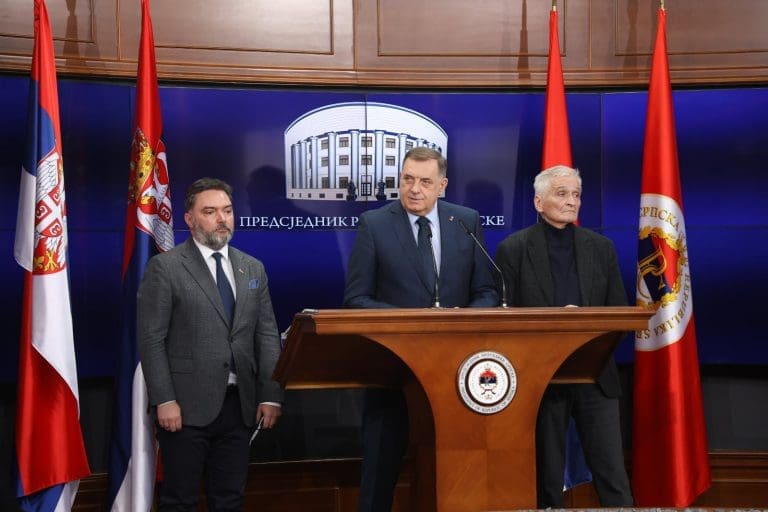Završen sastanak sa zaposlenima u institucijama BiH iz RS: “Pričali smo im ono što nećemo vama da kažemo”