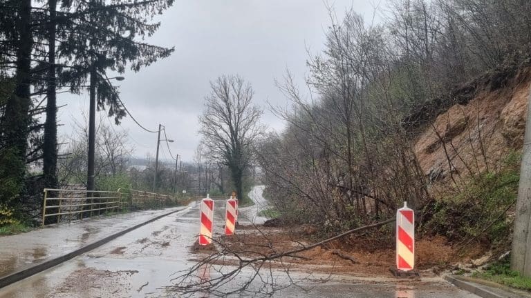 1.4.2025: Stanje na putevima i graničnim prelazima u BiH