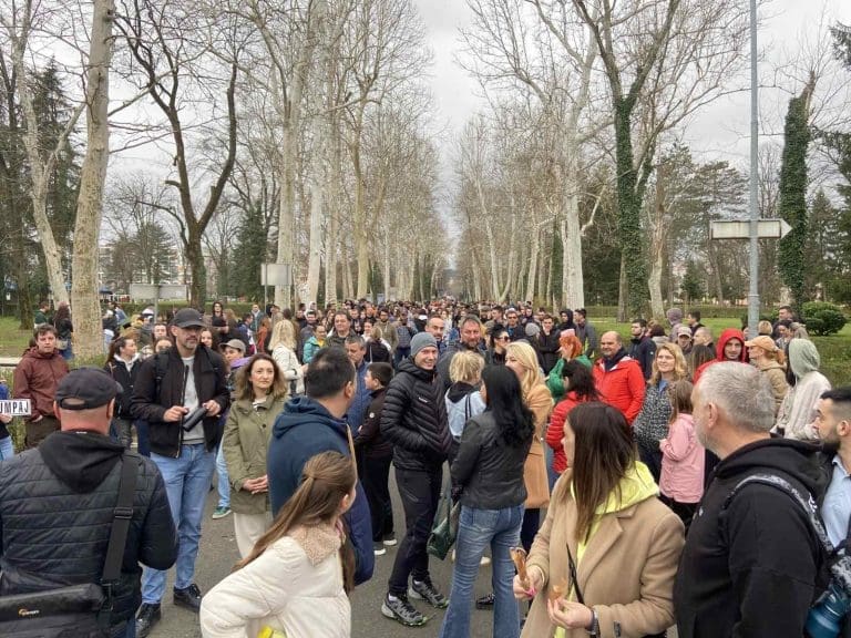 Počelo okupljanje studenata u Banjaluci u znak podrške kolegama u Srbiji (FOTO/VIDEO)