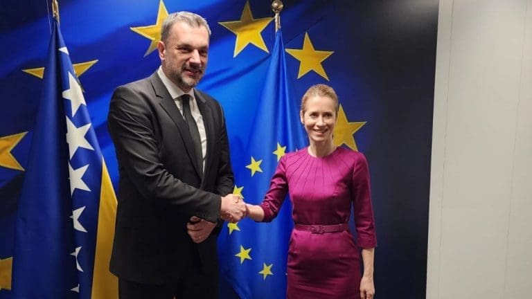 Kalas: EUFOR neće hapsiti Dodika, nismo spremni žrtvovati živote vojnika