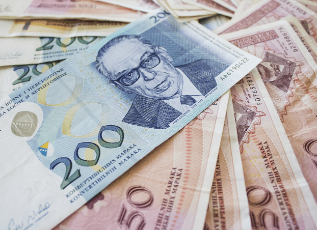 Plate u Republici Srpskoj porasle za 133 marke za godinu dana: Pogledajte gdje su primanja najviše rasla