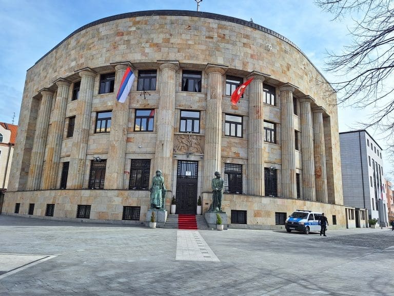 Zašto odluka CIK-a nije bila jednoglasna?Povela se zanimljiva debata na sjednici a o čemu je BUKA već pisala