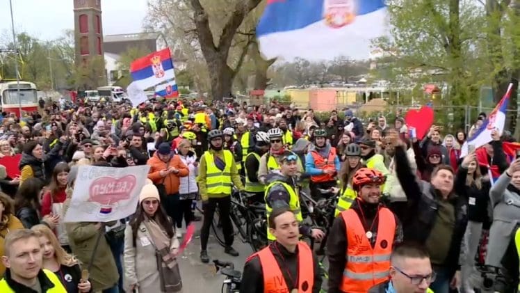 Na putu do Strazbura: Studenti na biciklima dočekani u Bratislavi, sljedeća stanica Beč