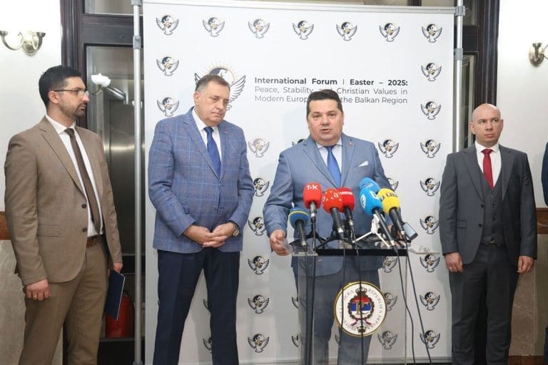 Dodik i Stevandić žestoko odgovorili SDA: Brčko nikada neće pripasti Federaciji!