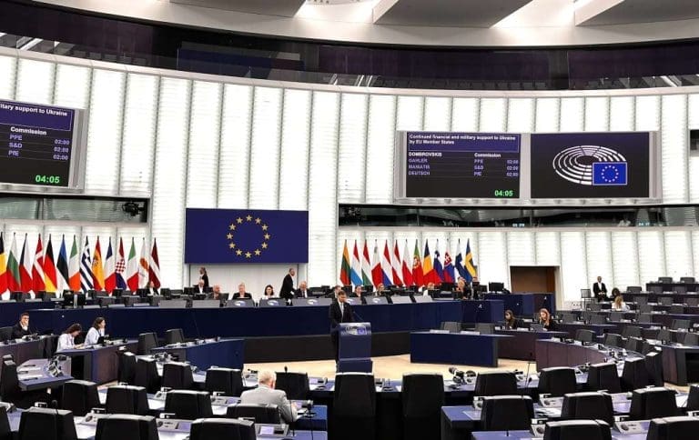 Trgovinski sporazum EU i SAD na ledu: Evropski parlament sprema suspenziju