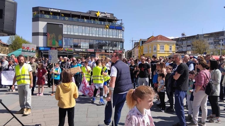 Održan deseti „Ustanak za opstanak“: Prijedorčani žele konkretne mjere zbog rudnika Bukova kosa