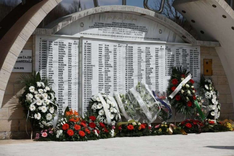 Nevladine organizacije traže imenovanje Trga ahmićnih žrtava u Zagrebu