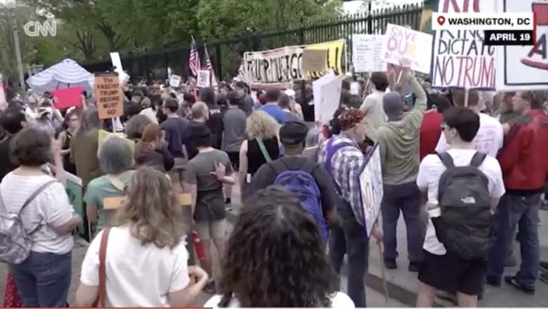 Protesti protiv Trampovih mjera i Ilona Maska u 50 američkih država