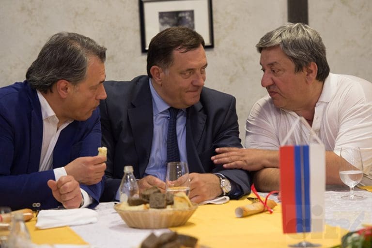 SERDAROV ZAVRŠIO POSAO U RS: Isplaćeno stotine miliona KM, “Comsar” prešao u domaće ruke