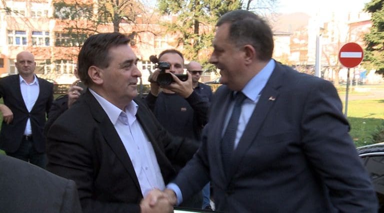 Aktivista udario po moćnicima: Dodika optužio za LAŽNO SVJEDOČENJE, Obrena Petrovića da je KUPIO SLOBODU