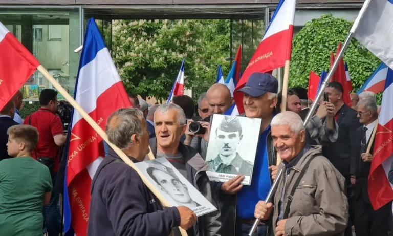 Marš Besmrtnog puka danas u Banjaluci, Trebinju, Srpcu i Palama