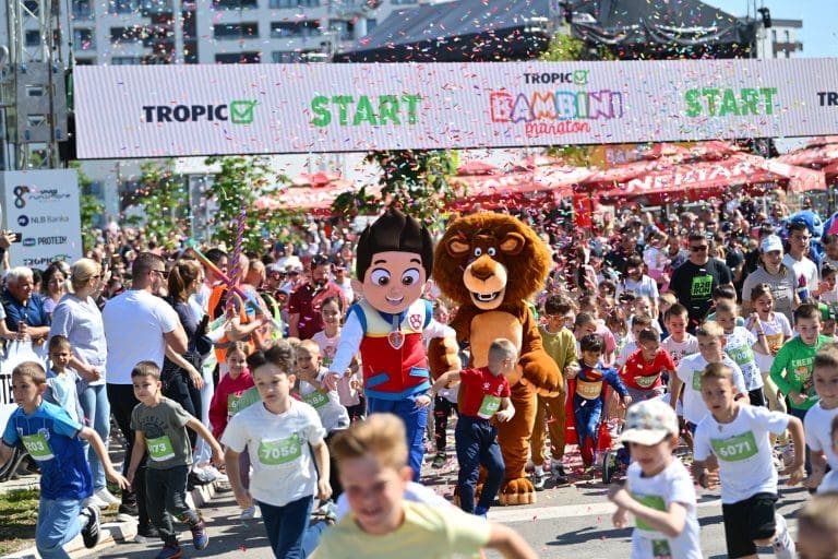 „Osmijesi i medalje: Najmlađi otvorili Run and More Weekend“