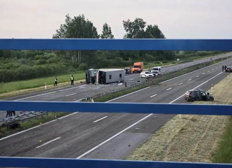 Detalji tragedije u Hrvatskoj: Poznat uzrok nesreće u kojoj je poginulo dvoje, a povrijeđeno 30 ljudi