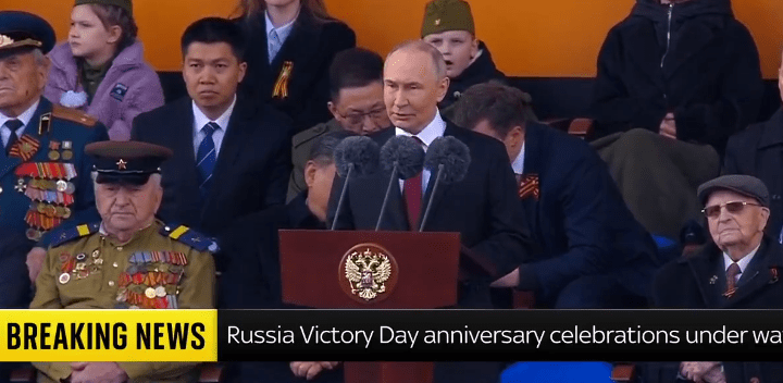 Šta je poručio Putin sa Crvenog trga u Moskvi?